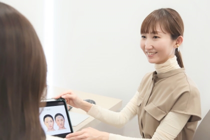 ほうれい線のヒアルロン酸注入とは？よくある失敗リスクと成功のポイント