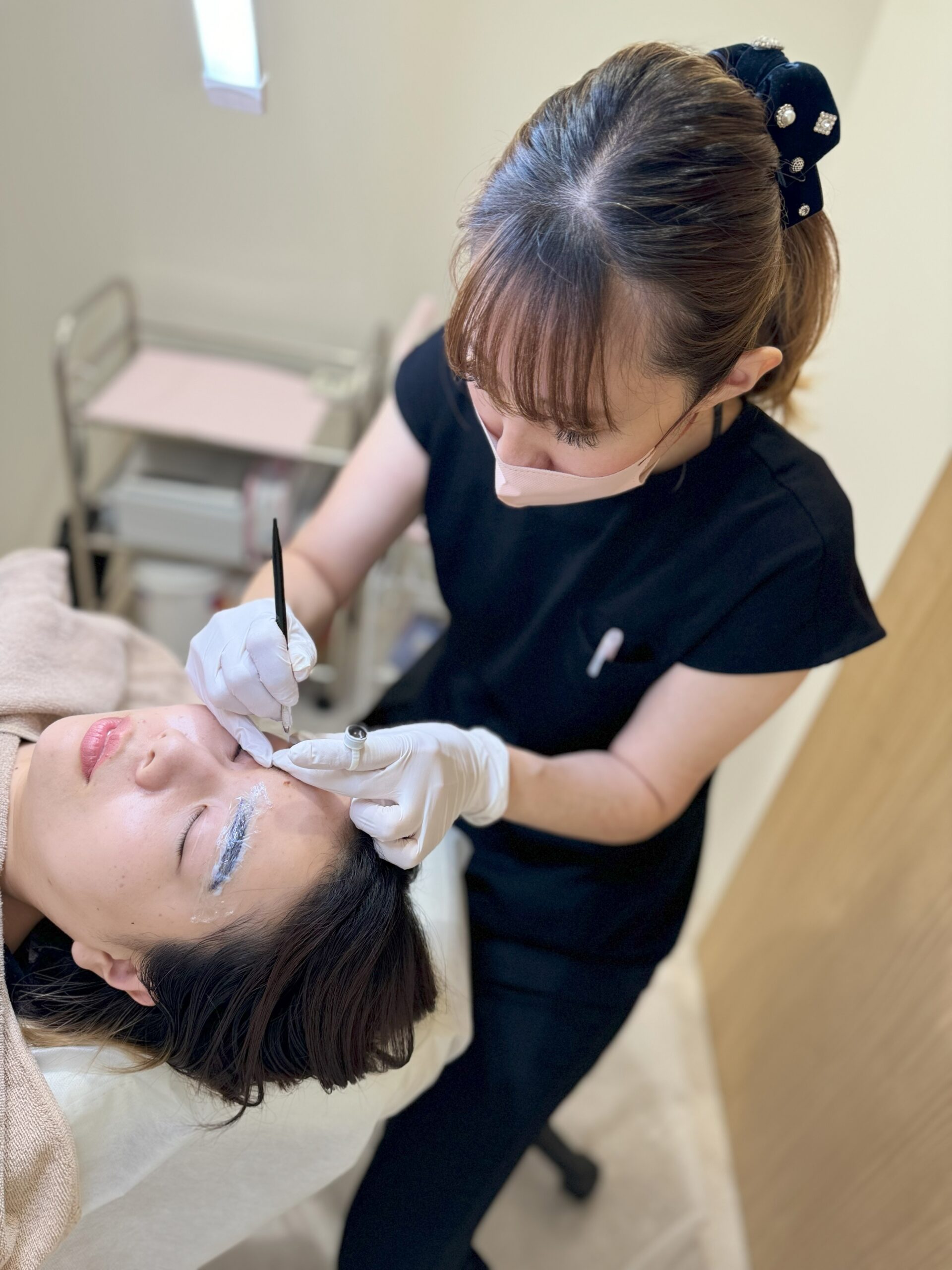 眉毛アートの4Dの特徴は?広島の美容クリニックが注意点などを解説