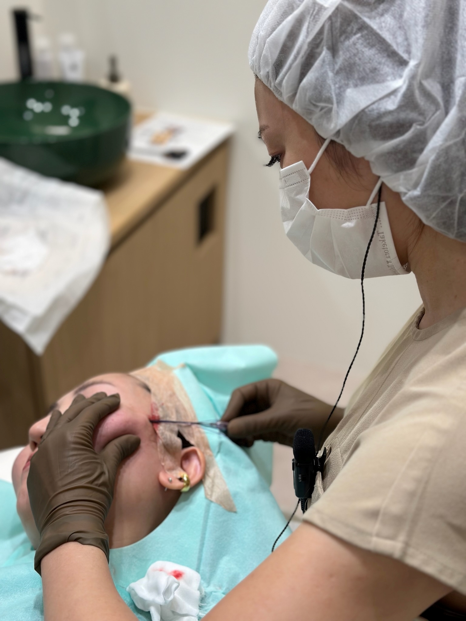 糸リフトは広島のどんなクリニックがおすすめ？特徴や疑問点を解説 