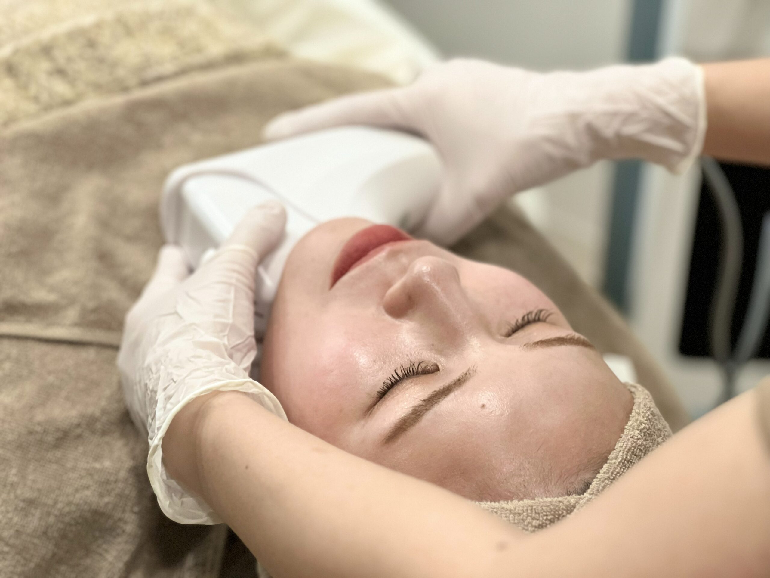 小顔治療を広島で受けるなら｜ヤヨイクリニックの施術種類を解説