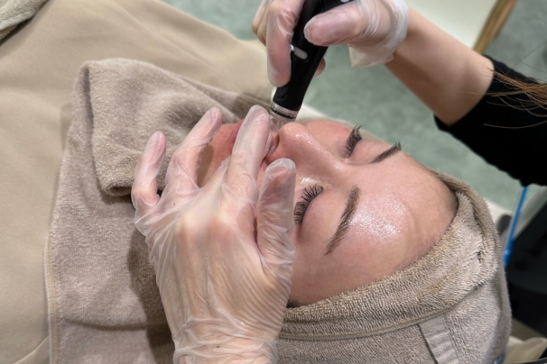 【美容皮膚科】広島で受けられる施術は？治療の流れも分かりやすく解説